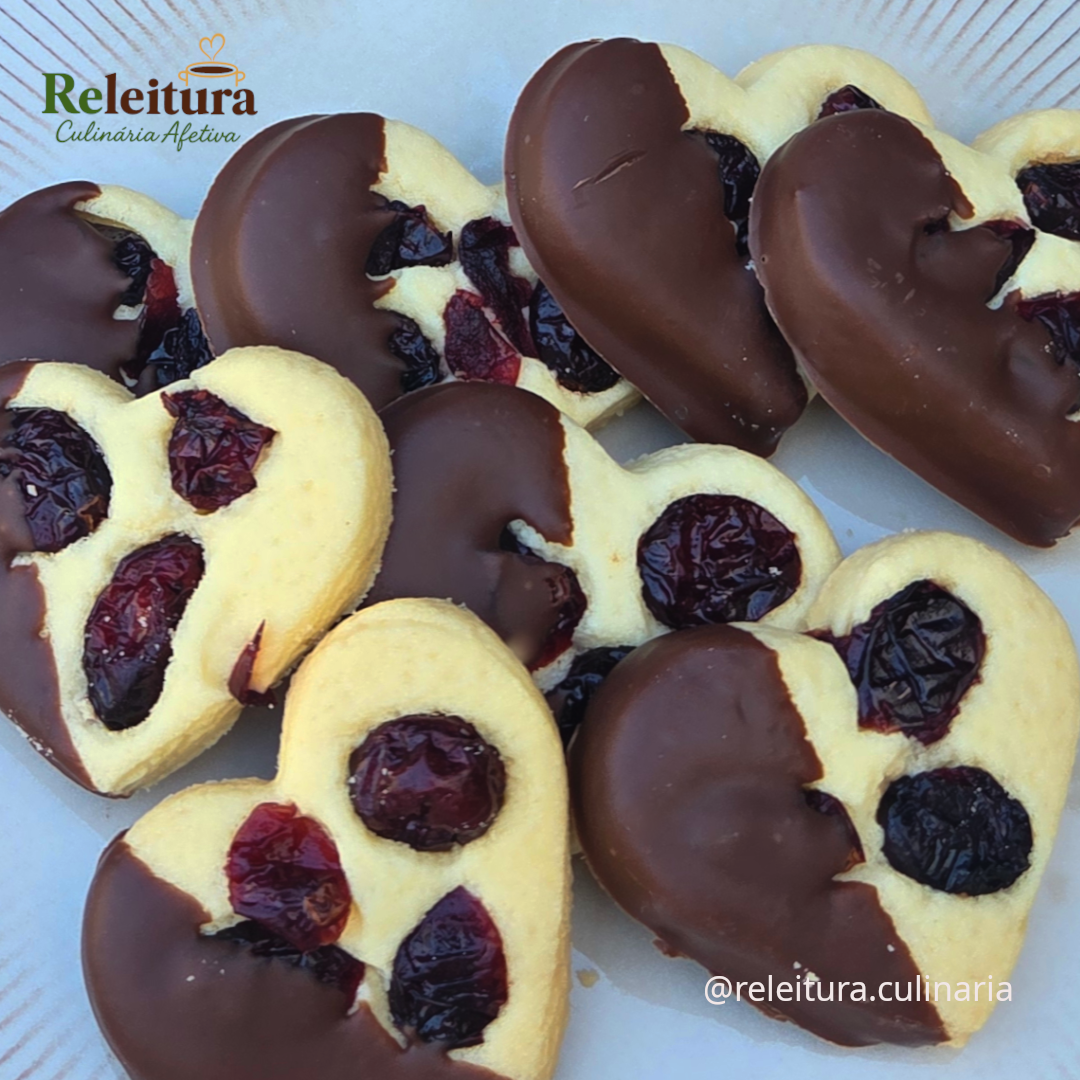 Bolachinha com Cranberry e Chocolate Meio Amargo 